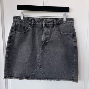 Volcom Women’s High-Rise Raw-Hem Stoned Denim Mini Jean Skirt | Black